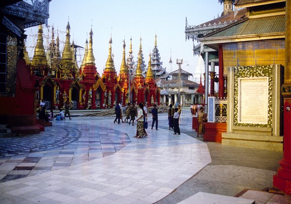 09_Shwedagon Pagoda