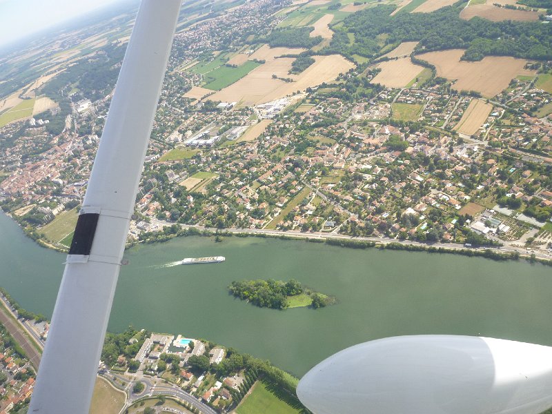 P1160083.JPG - La Saône en aval de Trévoux