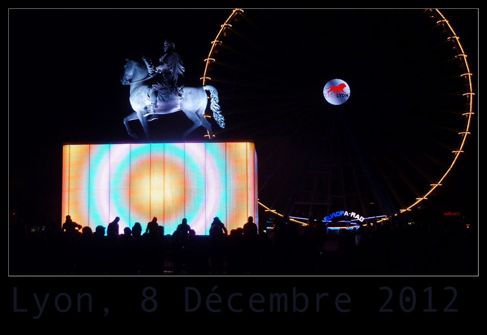 P1350061_BIS.jpg - Place Bellecour